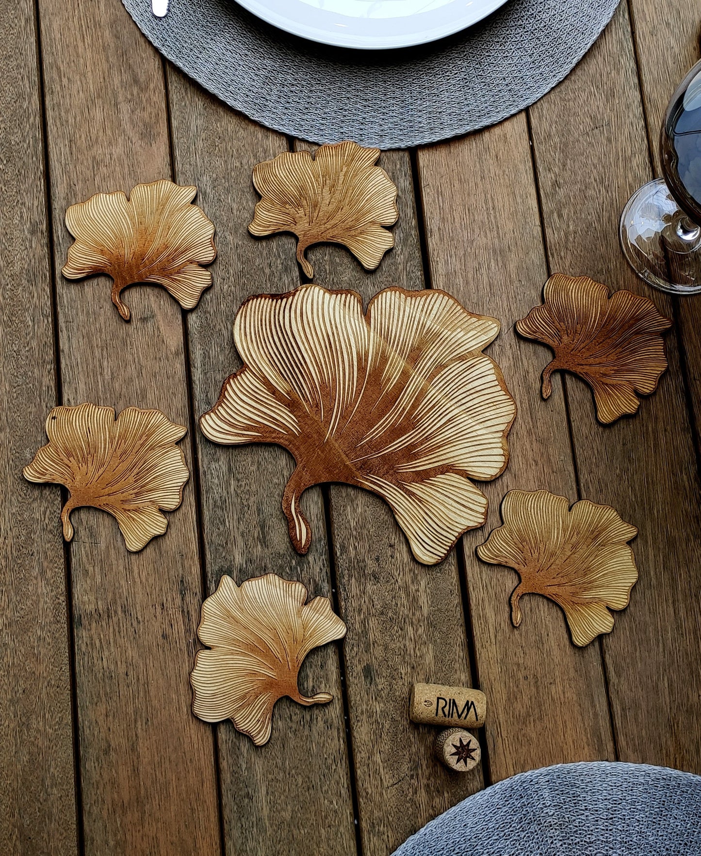 Pot Holder Ginkgo Leaf - Nature - Wood - Handmade Gift - Housewarming - Wood Kitchenware