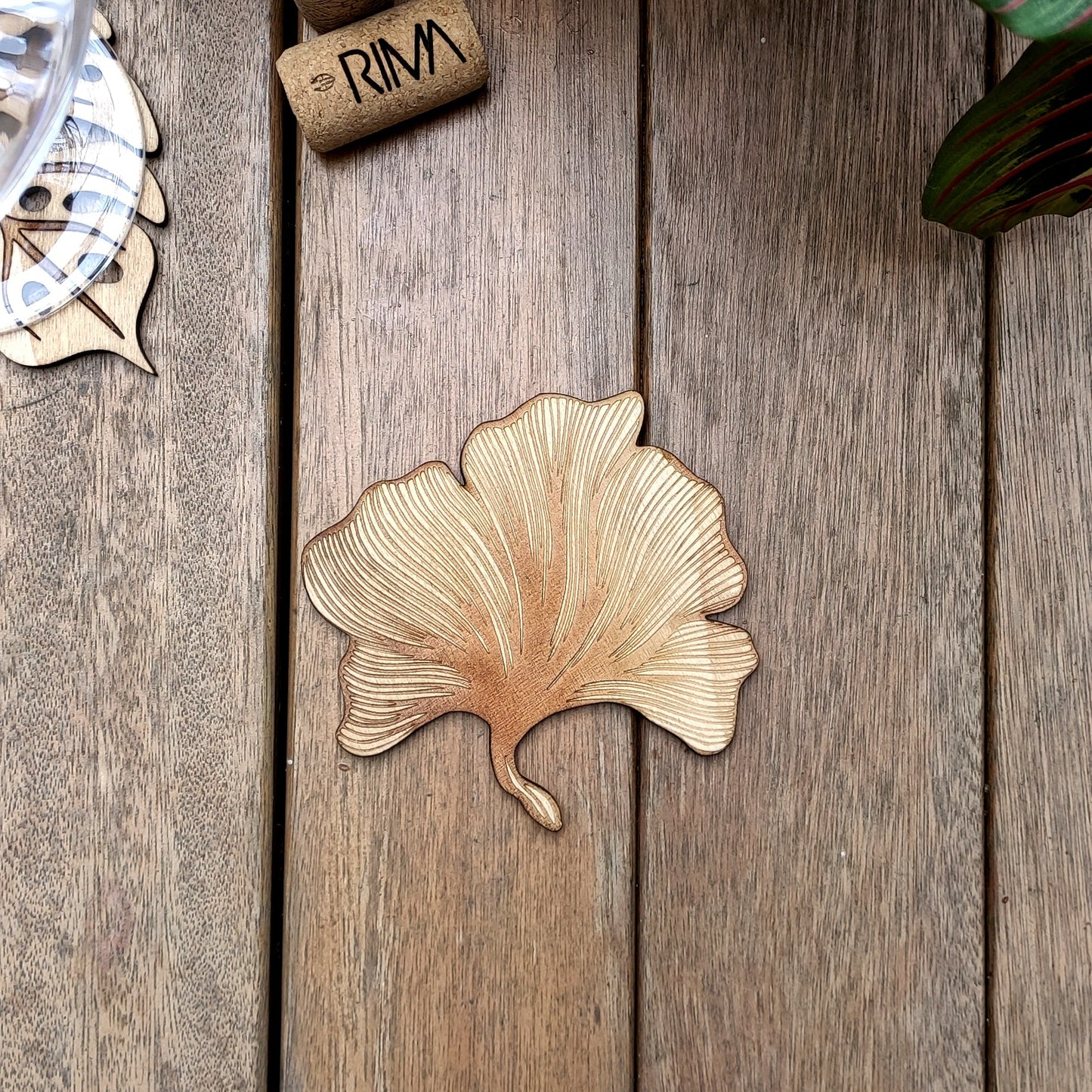 Pot Holder Ginkgo Leaf - Nature - Wood - Handmade Gift - Housewarming - Wood Kitchenware