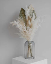 Load image into Gallery viewer, Mother&#39;s Day Bouquet - Pampas Gal
